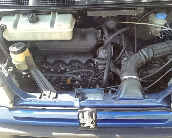 Синий Пежо Boxer, объемом двигателя 2.45 л и пробегом 320 тыс. км за 3300 $, фото 13 на Automoto.ua