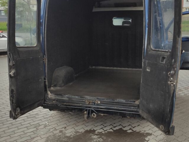 Синий Пежо Boxer, объемом двигателя 0 л и пробегом 400 тыс. км за 3600 $, фото 4 на Automoto.ua