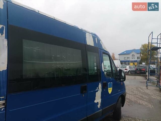 Синий Пежо Boxer, объемом двигателя 2.8 л и пробегом 650 тыс. км за 4000 $, фото 1 на Automoto.ua