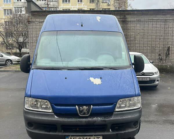 Синий Пежо Boxer, объемом двигателя 2.2 л и пробегом 400 тыс. км за 4800 $, фото 1 на Automoto.ua