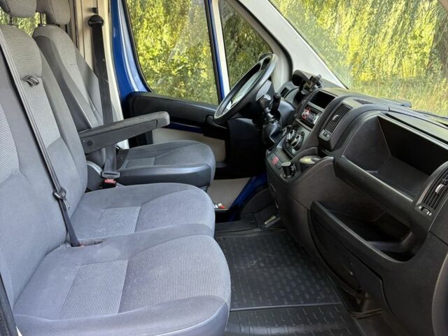 Синій Пежо Boxer, об'ємом двигуна 2.2 л та пробігом 2 тис. км за 11000 $, фото 5 на Automoto.ua