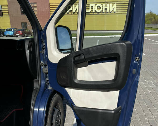 Синій Пежо Boxer, об'ємом двигуна 2.2 л та пробігом 310 тис. км за 11100 $, фото 13 на Automoto.ua