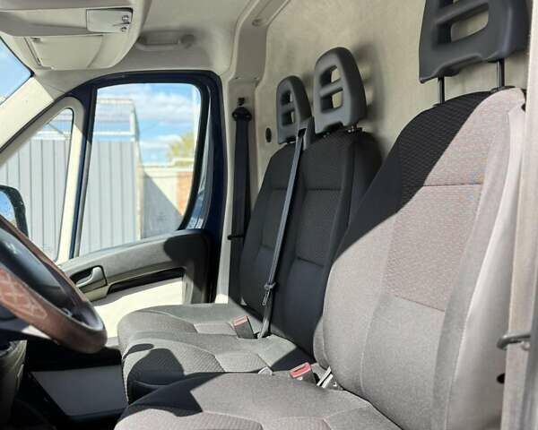 Синий Пежо Boxer, объемом двигателя 2 л и пробегом 360 тыс. км за 13500 $, фото 8 на Automoto.ua
