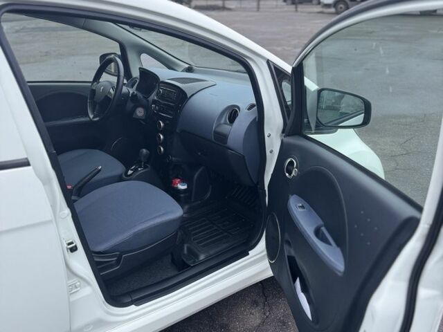 Білий Пежо Інша, об'ємом двигуна 0 л та пробігом 66 тис. км за 4800 $, фото 10 на Automoto.ua