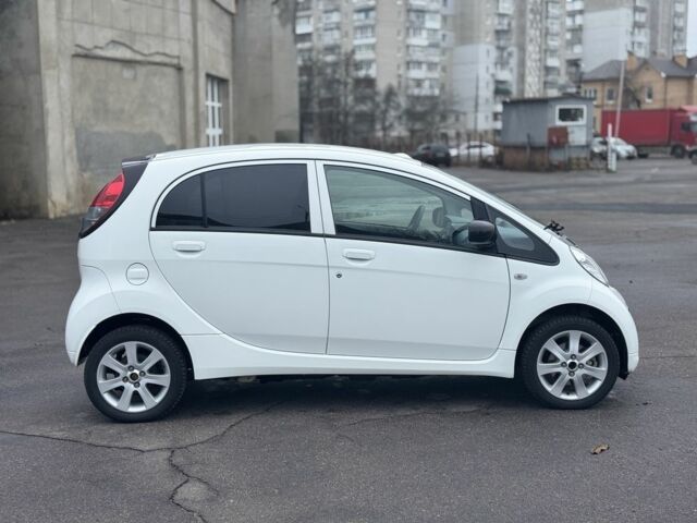 Білий Пежо Інша, об'ємом двигуна 0 л та пробігом 66 тис. км за 4800 $, фото 3 на Automoto.ua