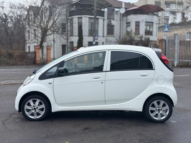 Білий Пежо Інша, об'ємом двигуна 0 л та пробігом 66 тис. км за 4800 $, фото 7 на Automoto.ua