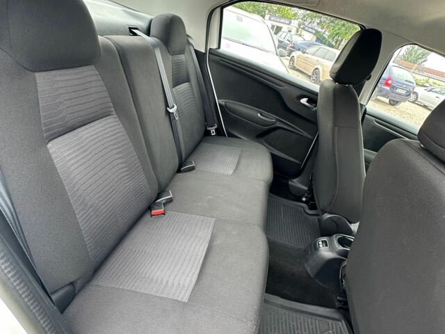 Білий Пежо Інша, об'ємом двигуна 1.2 л та пробігом 111 тис. км за 6400 $, фото 3 на Automoto.ua