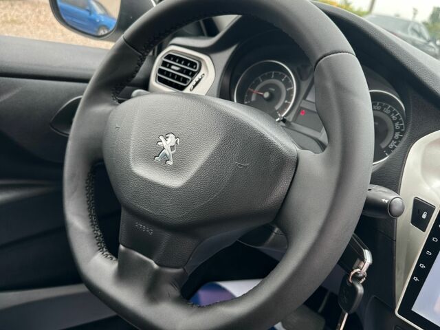 Білий Пежо Інша, об'ємом двигуна 1.2 л та пробігом 111 тис. км за 6400 $, фото 11 на Automoto.ua