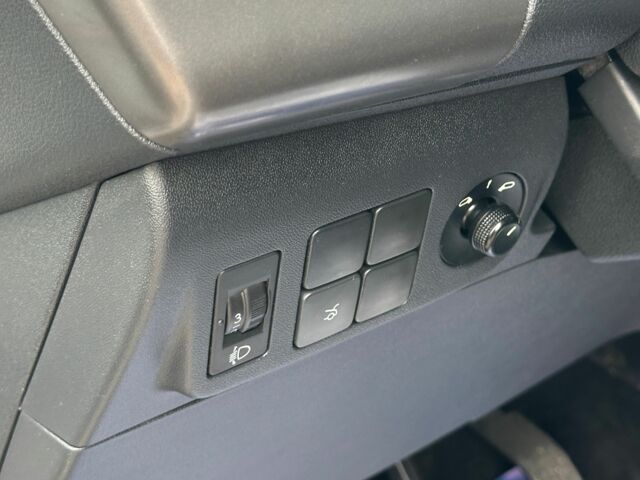 Білий Пежо Інша, об'ємом двигуна 1.2 л та пробігом 111 тис. км за 6400 $, фото 14 на Automoto.ua