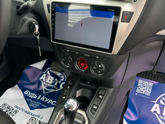 Білий Пежо Інша, об'ємом двигуна 1.2 л та пробігом 111 тис. км за 6400 $, фото 10 на Automoto.ua