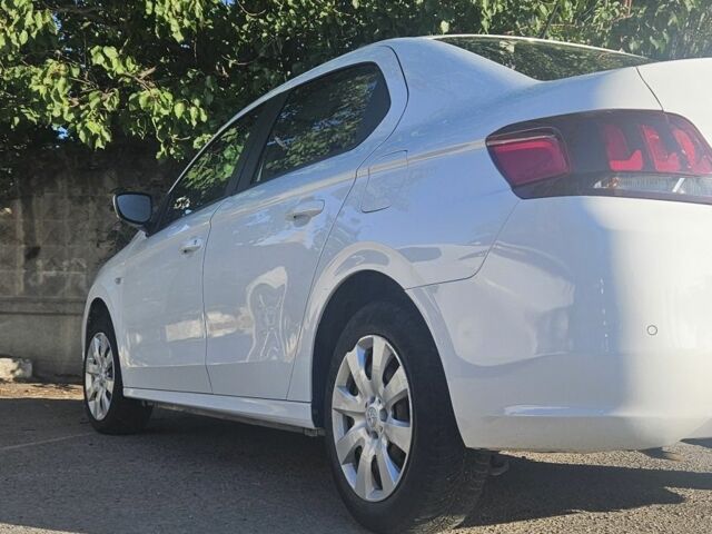 Белый Пежо Другая, объемом двигателя 1.2 л и пробегом 104 тыс. км за 7000 $, фото 21 на Automoto.ua