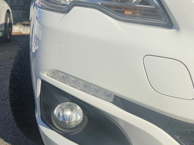 Белый Пежо Другая, объемом двигателя 1.2 л и пробегом 104 тыс. км за 7000 $, фото 10 на Automoto.ua