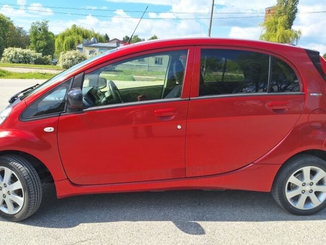 Красный Пежо Другая, объемом двигателя 0 л и пробегом 54 тыс. км за 5300 $, фото 12 на Automoto.ua