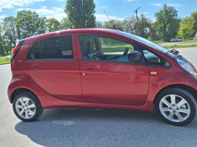 Красный Пежо Другая, объемом двигателя 0 л и пробегом 54 тыс. км за 5300 $, фото 9 на Automoto.ua