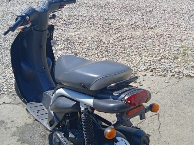 Пежо Другая, об'ємом двигуна 50 л та пробігом 0 тис. км за 10000 $, фото 3 на Automoto.ua