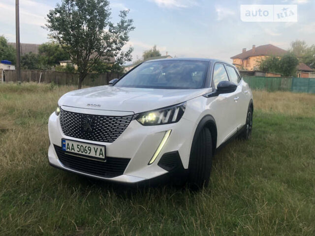 Білий Пежо e-2008, об'ємом двигуна 0 л та пробігом 53 тис. км за 20800 $, фото 4 на Automoto.ua