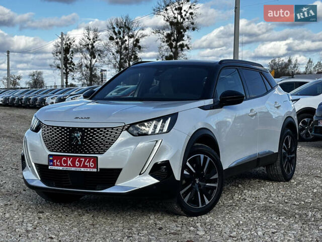 Белый Пежо e-2008, объемом двигателя 0 л и пробегом 122 тыс. км за 16850 $, фото 4 на Automoto.ua