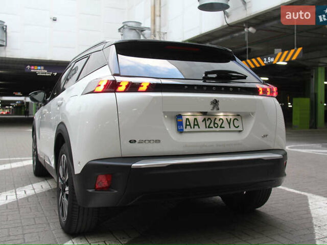 Білий Пежо e-2008, об'ємом двигуна 0 л та пробігом 75 тис. км за 20500 $, фото 38 на Automoto.ua