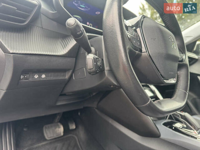Білий Пежо e-2008, об'ємом двигуна 0 л та пробігом 142 тис. км за 16999 $, фото 16 на Automoto.ua