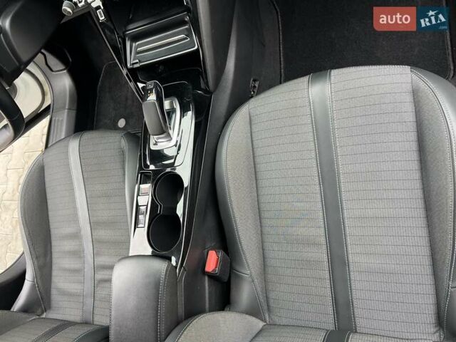 Белый Пежо e-2008, объемом двигателя 0 л и пробегом 131 тыс. км за 15750 $, фото 32 на Automoto.ua