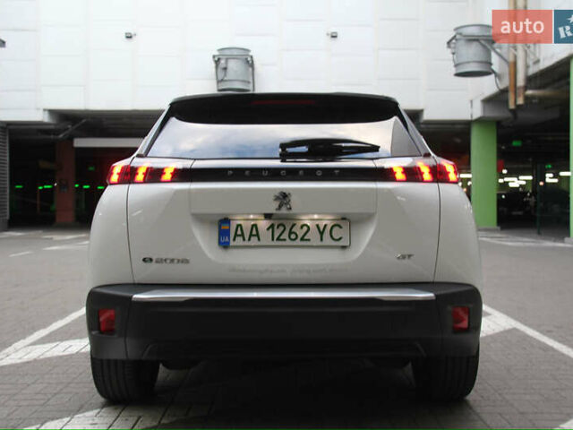 Білий Пежо e-2008, об'ємом двигуна 0 л та пробігом 75 тис. км за 20500 $, фото 2 на Automoto.ua