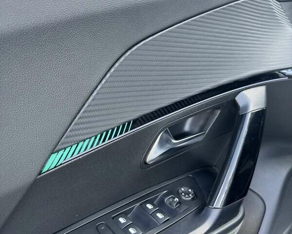 Белый Пежо e-2008, объемом двигателя 0 л и пробегом 113 тыс. км за 15500 $, фото 26 на Automoto.ua