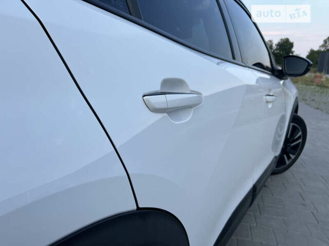 Белый Пежо e-2008, объемом двигателя 0 л и пробегом 36 тыс. км за 16500 $, фото 33 на Automoto.ua