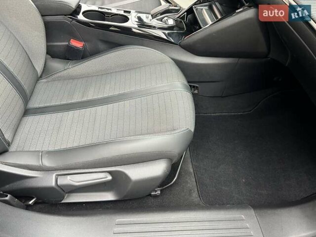 Белый Пежо e-2008, объемом двигателя 0 л и пробегом 131 тыс. км за 15750 $, фото 38 на Automoto.ua