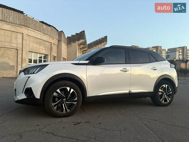 Белый Пежо e-2008, объемом двигателя 0 л и пробегом 154 тыс. км за 16150 $, фото 43 на Automoto.ua