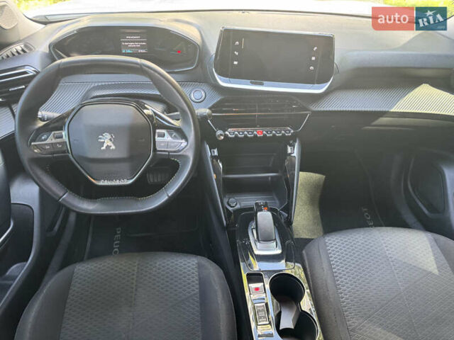 Білий Пежо e-2008, об'ємом двигуна 0 л та пробігом 58 тис. км за 16400 $, фото 12 на Automoto.ua