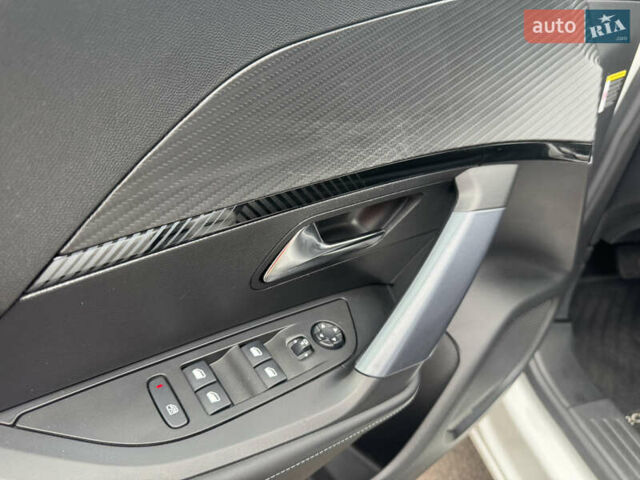 Білий Пежо e-2008, об'ємом двигуна 0 л та пробігом 142 тис. км за 16999 $, фото 17 на Automoto.ua