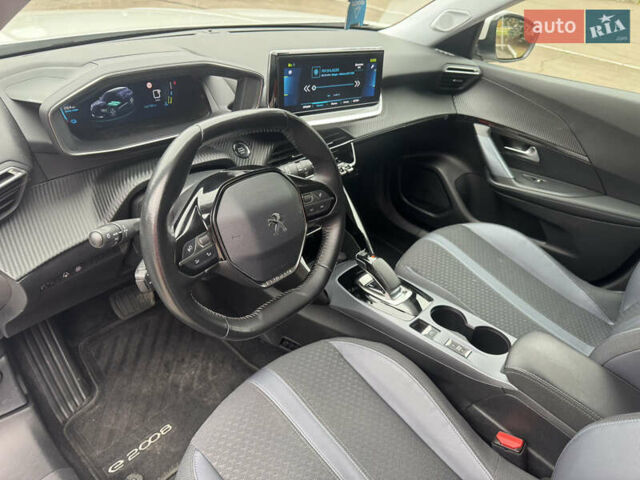 Білий Пежо e-2008, об'ємом двигуна 0 л та пробігом 142 тис. км за 16999 $, фото 13 на Automoto.ua