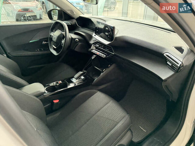 Белый Пежо e-2008, объемом двигателя 0 л и пробегом 45 тыс. км за 15500 $, фото 31 на Automoto.ua