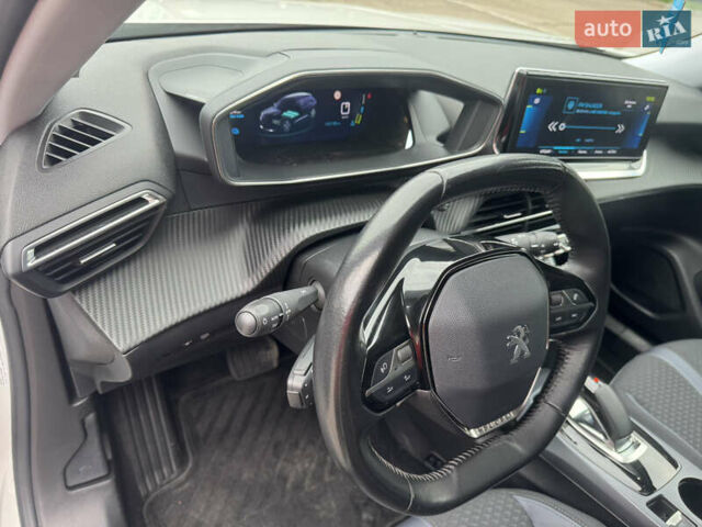 Білий Пежо e-2008, об'ємом двигуна 0 л та пробігом 142 тис. км за 16999 $, фото 15 на Automoto.ua