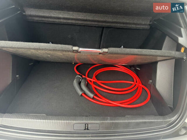 Білий Пежо e-2008, об'ємом двигуна 0 л та пробігом 142 тис. км за 16999 $, фото 37 на Automoto.ua