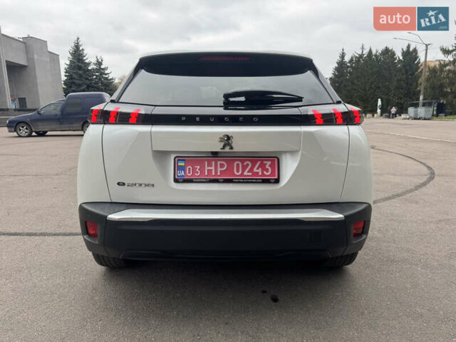 Білий Пежо e-2008, об'ємом двигуна 0 л та пробігом 142 тис. км за 16999 $, фото 4 на Automoto.ua