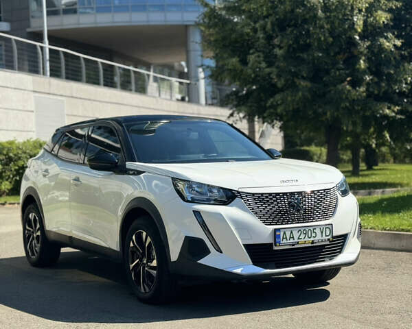 Білий Пежо e-2008, об'ємом двигуна 0 л та пробігом 58 тис. км за 16400 $, фото 7 на Automoto.ua