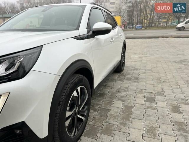 Белый Пежо e-2008, объемом двигателя 0 л и пробегом 131 тыс. км за 15750 $, фото 10 на Automoto.ua