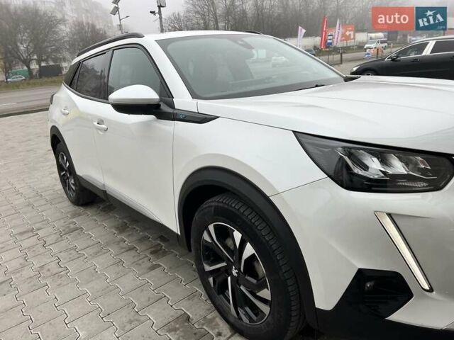 Белый Пежо e-2008, объемом двигателя 0 л и пробегом 131 тыс. км за 15750 $, фото 9 на Automoto.ua