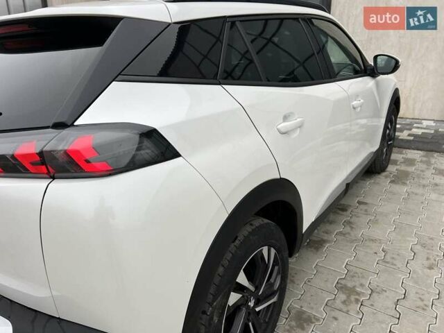 Белый Пежо e-2008, объемом двигателя 0 л и пробегом 131 тыс. км за 15750 $, фото 16 на Automoto.ua