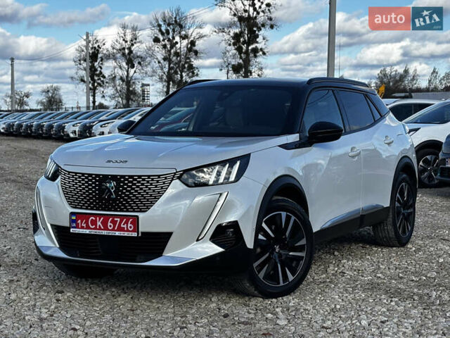 Белый Пежо e-2008, объемом двигателя 0 л и пробегом 122 тыс. км за 16850 $, фото 6 на Automoto.ua