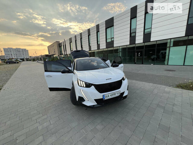 Белый Пежо e-2008, объемом двигателя 0 л и пробегом 36 тыс. км за 16500 $, фото 63 на Automoto.ua