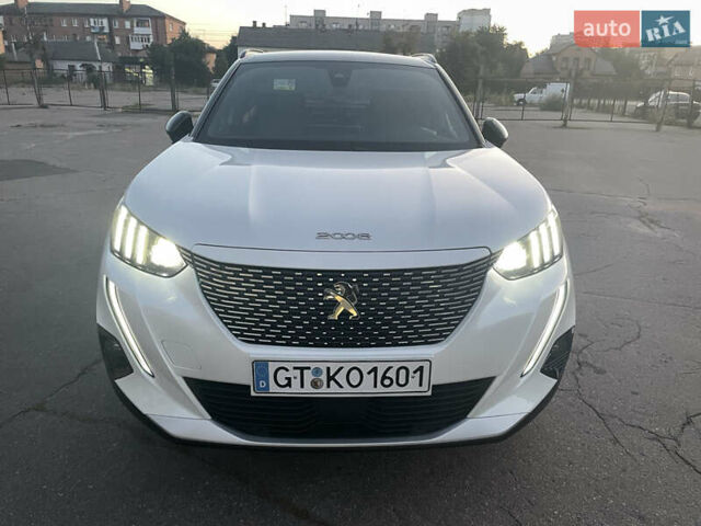 Белый Пежо e-2008, объемом двигателя 0 л и пробегом 154 тыс. км за 16150 $, фото 68 на Automoto.ua