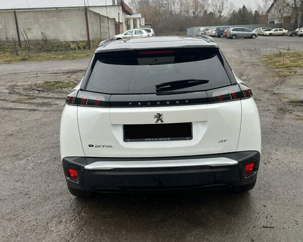 Білий Пежо e-2008, об'ємом двигуна 0 л та пробігом 67 тис. км за 15500 $, фото 5 на Automoto.ua