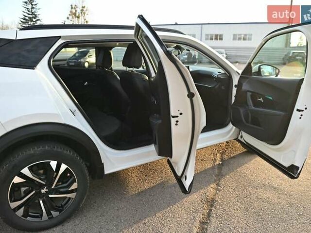 Білий Пежо e-2008, об'ємом двигуна 0 л та пробігом 114 тис. км за 16000 $, фото 45 на Automoto.ua