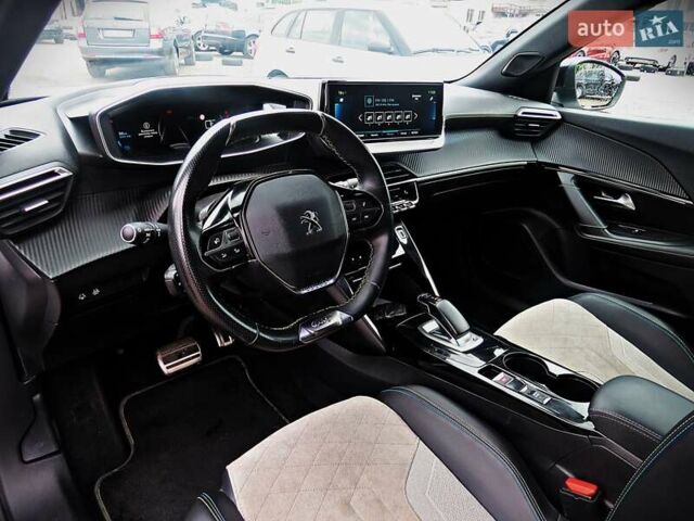 Белый Пежо e-2008, объемом двигателя 0 л и пробегом 47 тыс. км за 17800 $, фото 6 на Automoto.ua