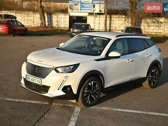 Білий Пежо e-2008, об'ємом двигуна 0 л та пробігом 114 тис. км за 16000 $, фото 1 на Automoto.ua