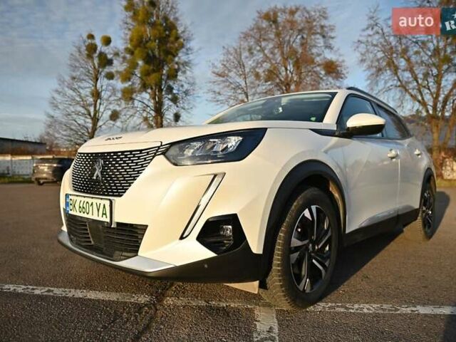 Білий Пежо e-2008, об'ємом двигуна 0 л та пробігом 114 тис. км за 16000 $, фото 7 на Automoto.ua