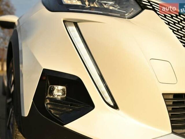 Білий Пежо e-2008, об'ємом двигуна 0 л та пробігом 114 тис. км за 16000 $, фото 46 на Automoto.ua