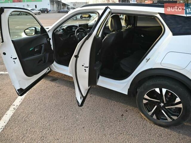 Білий Пежо e-2008, об'ємом двигуна 0 л та пробігом 114 тис. км за 16000 $, фото 27 на Automoto.ua